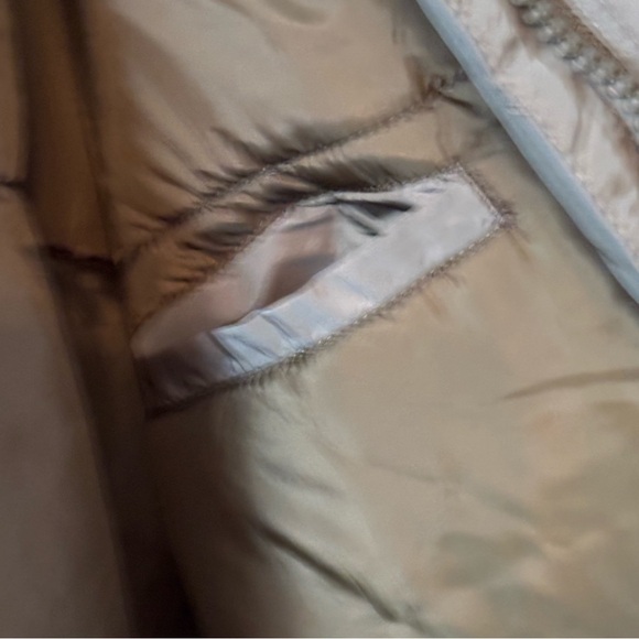 NWT Khloe Kardashian for Fabletics puffer jacket - Picture 8 of 10